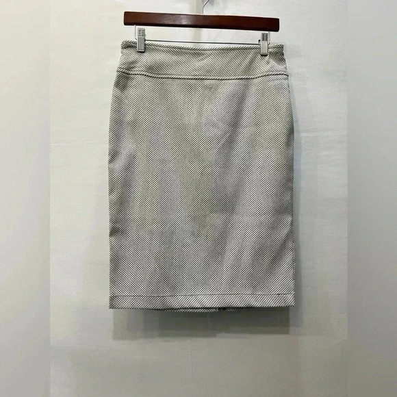 Soho Apparel Ltd Polka Dot Pencil Skirt Size S - Picture 1 of 7